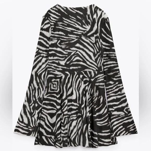 🔴🆕 Zara Zebra Print Dress - Picture 5 of 8
